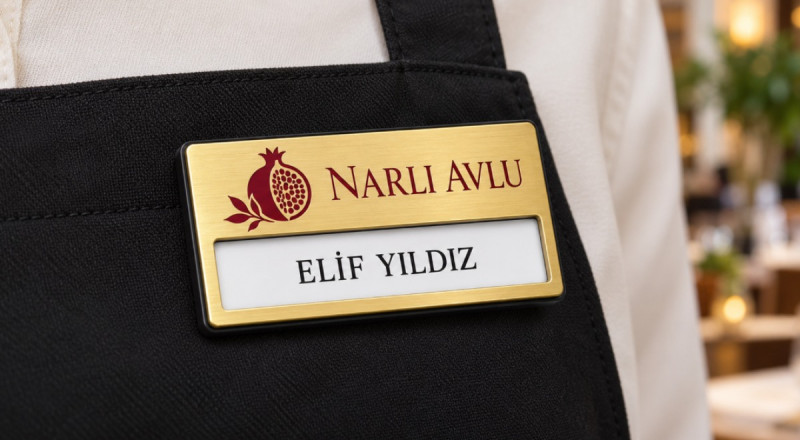 Sürgülü Metal Yaka İsimliği (Altın)